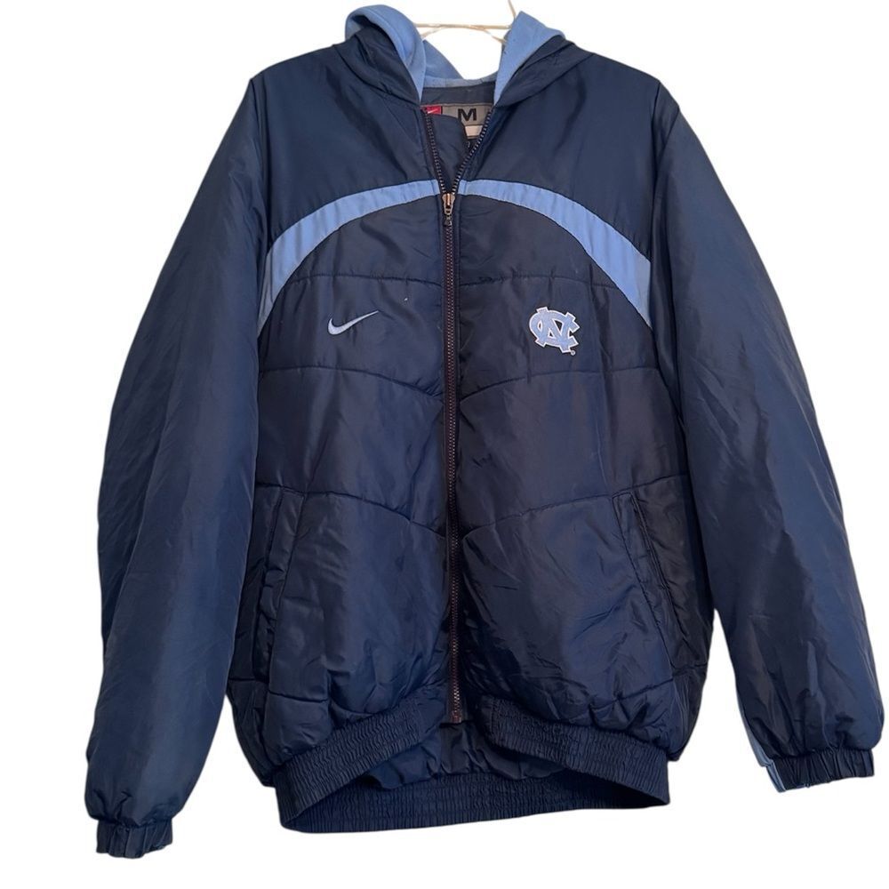 NIKE North Carolina Tar Heels Full Zip Puffer Jacket